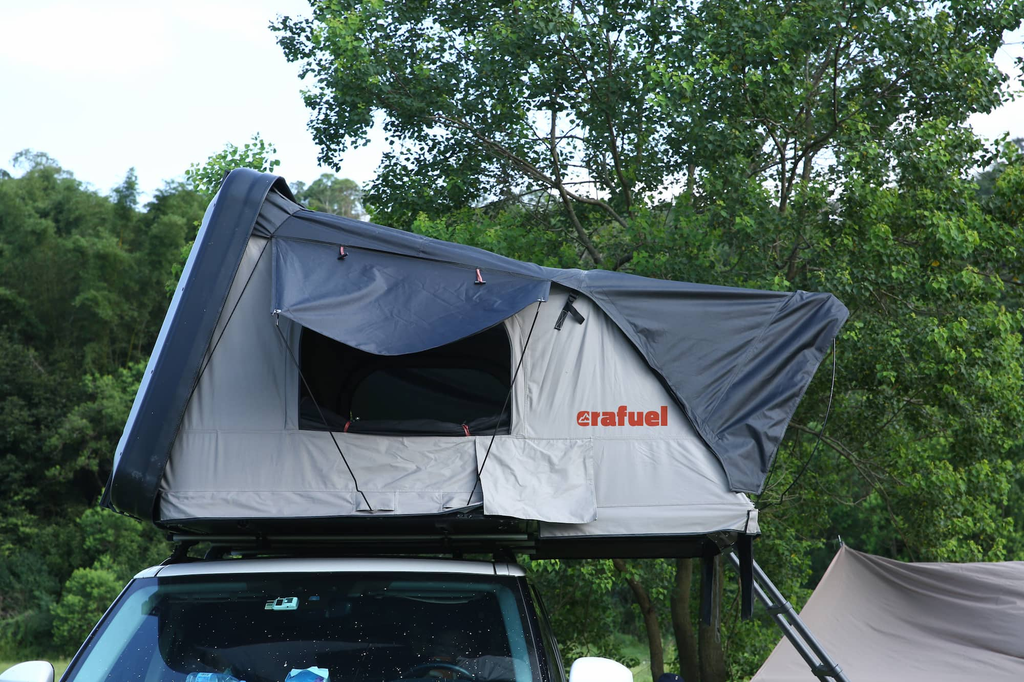 Hartschalen-Dachzelt aus Aluminium – 4 Personen